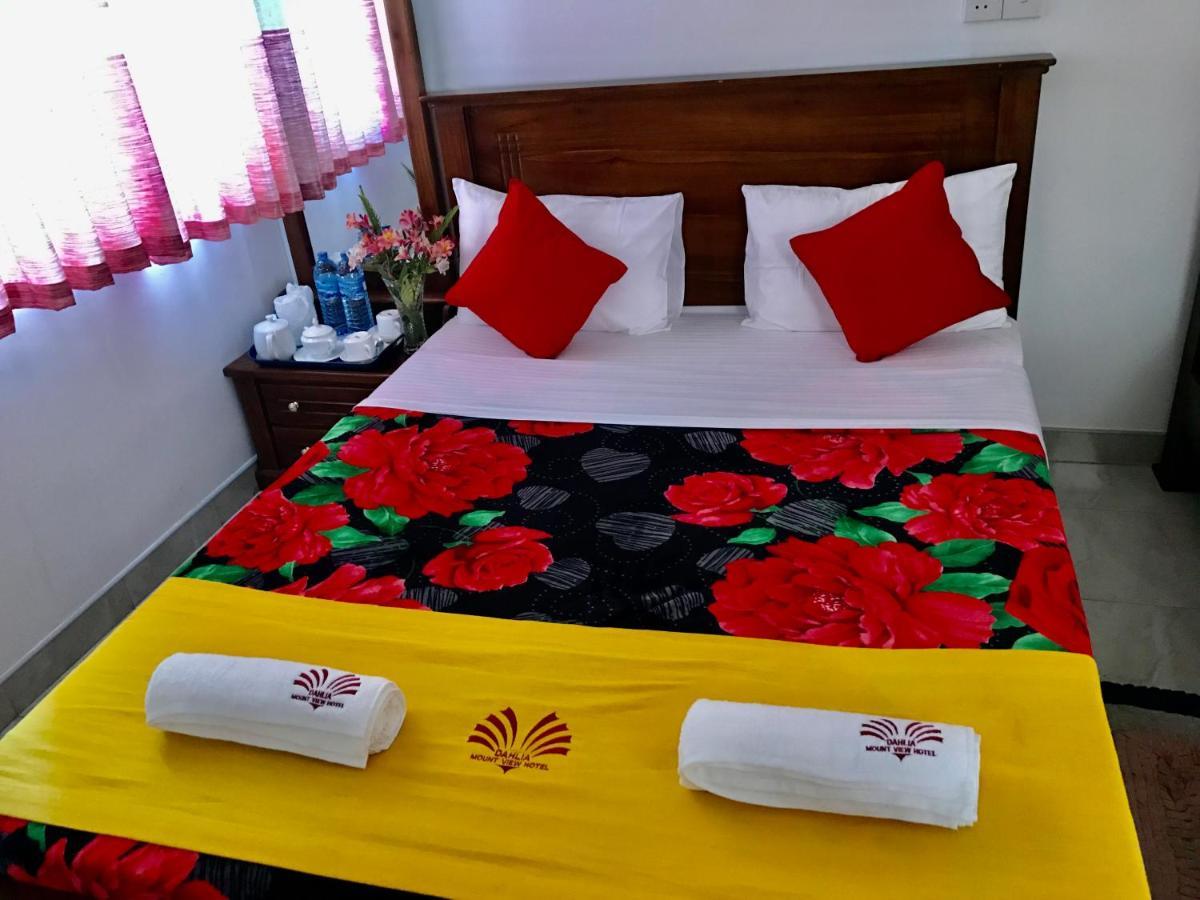 Dahlia Mount View Hotel Nuwara Eliya Bagian luar foto
